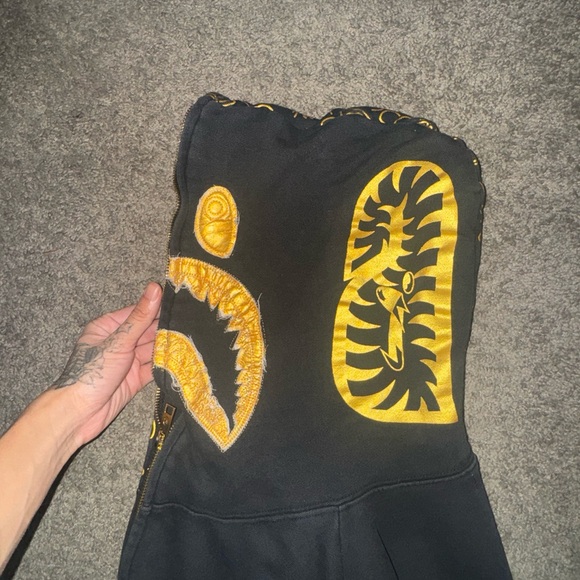 Bape hoodie - Picture 5 of 5